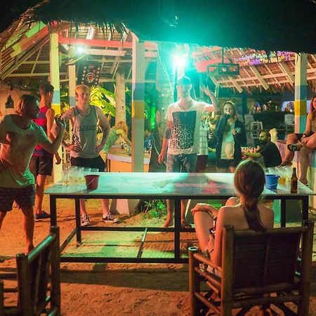 アジア ブルー ビーチ ホステル アシエンダ パンガン島 エクステリア 写真